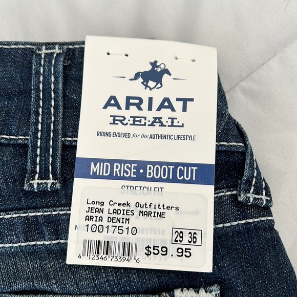 Women’s Ariat Jeans - Picture 2 of 4